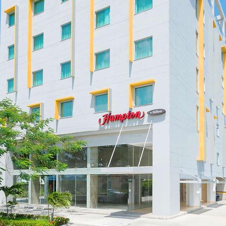 Hotel Hampton By Hilton Yopal Extérieur photo
