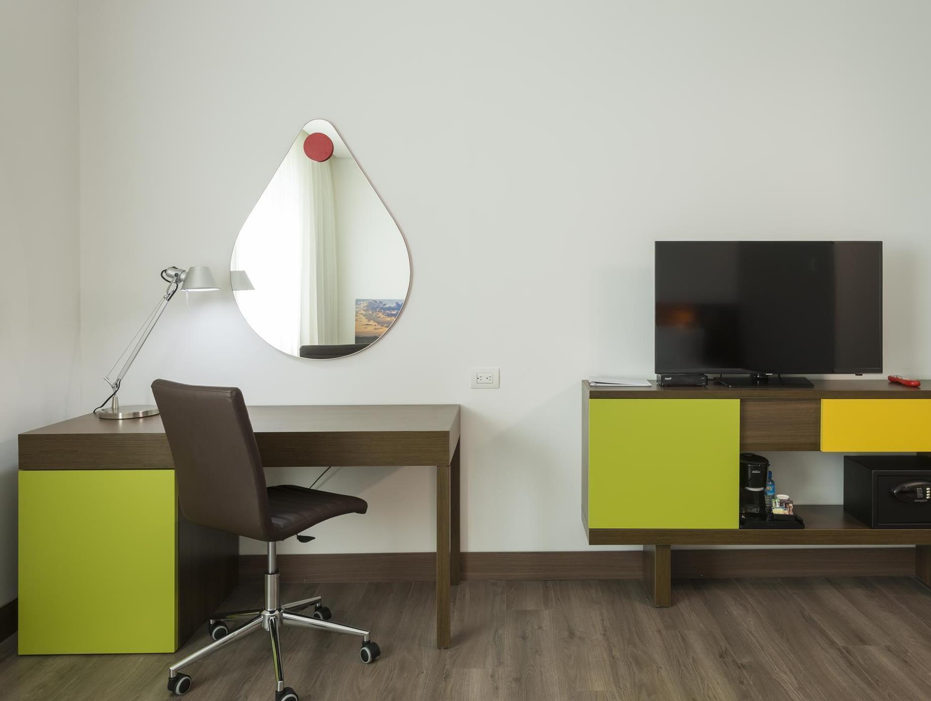 Hotel Hampton By Hilton Yopal Extérieur photo