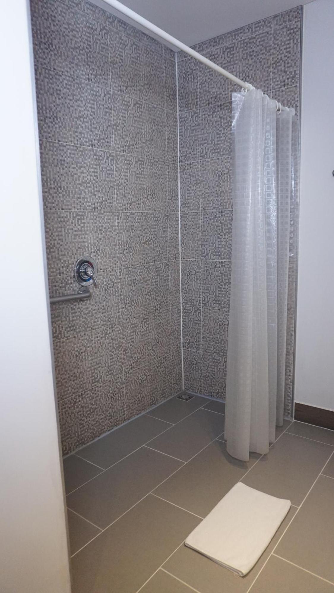 Hotel Hampton By Hilton Yopal Extérieur photo